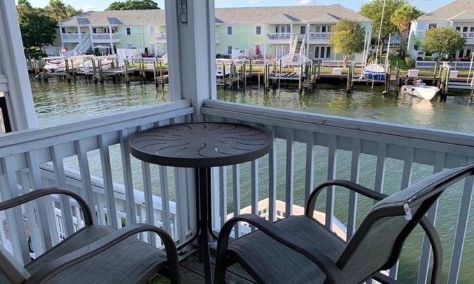 Coquina Key Condo | 2 Bedroom Condo (426553) by Houzlet