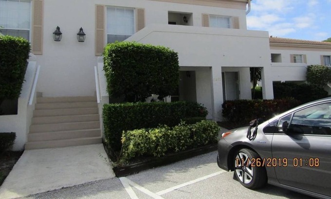The Meadows Condo | 2 Bedroom Condo 95324 by Houzlet