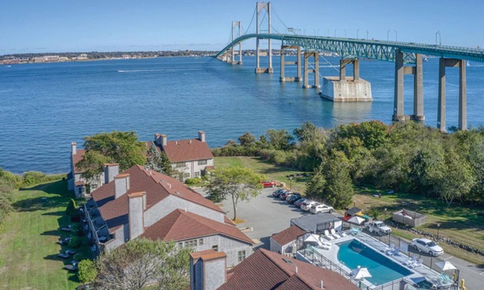 Jamestown Condo | 2 Bedroom Condo, Sleeps 6, at Newport Overlook Resort!