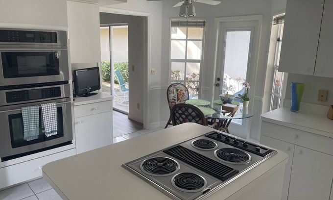 Plantation Condo | 2 Bedroom Condo Venice, FL at Plantation G&CC