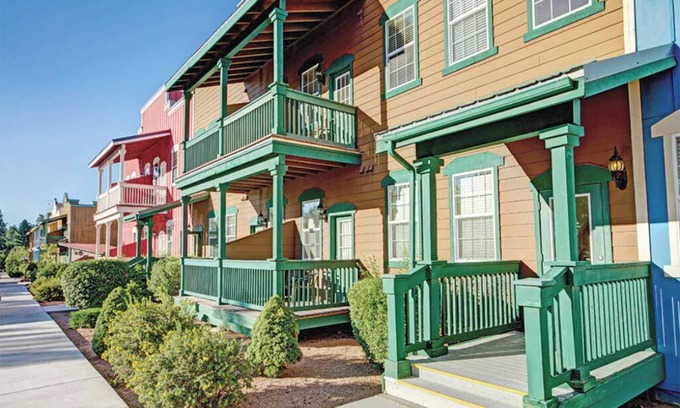 Heber Condo | 2 Bedroom Condo w/Kitchen at Old West Style Bison Ranch Resort!