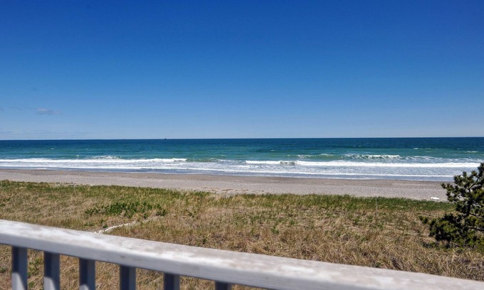 Waveland Condo | 2 bedroom condo with direct beach access!