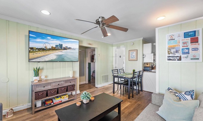 Ocean City Condo | 2 Bedroom downtown, with a pool, , close to the beach and boardwalk