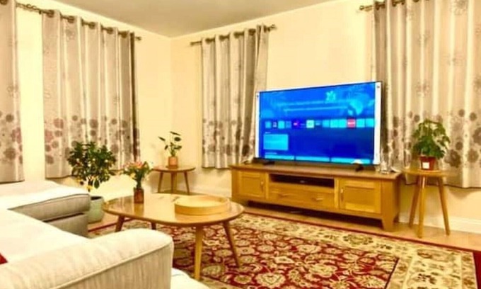 Belle Vue Apartment | 2 Bedroom Flat in Ardwick Manchester