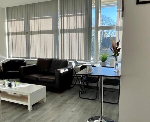 Wellingborough Apartment | 2 Bedroom Flat in Town Center Wellingborough