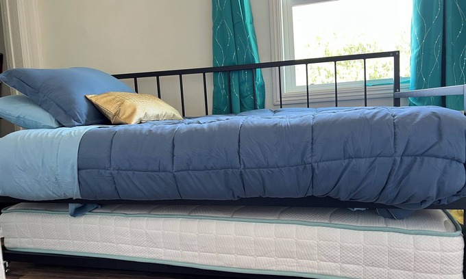 Riverside House | 2-bedroom house in Riverside