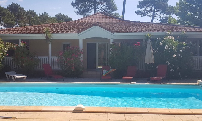 Lacanau-Ocean Villa | 2 bedroom house with private pool on the golf course