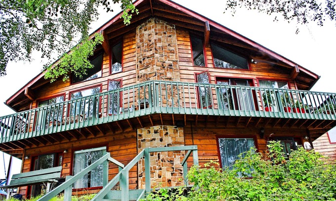 Soldotna Apartment | 2 Bedroom Kenai River Hideaway-Located right on the Kenai River!