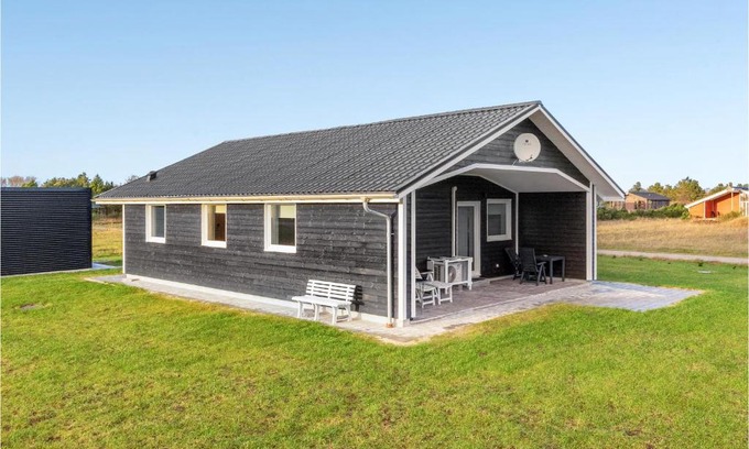 Ringkøbing-Skjern Municipality House | 2 Bedroom Lovely Home In Skjern