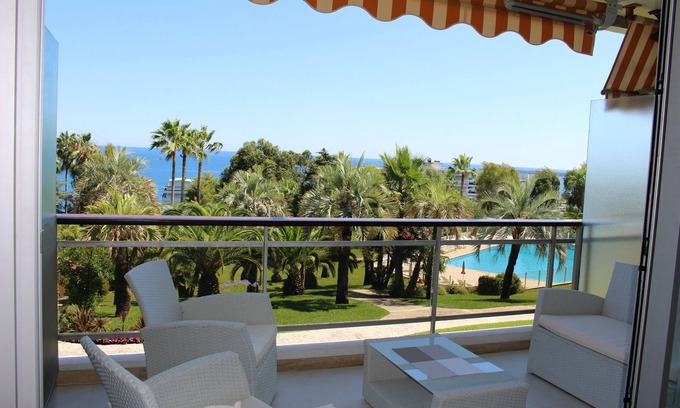 Vallauris Apartment | 2-BEDROOM LUXURY APARTMENT, PANORAMIC SEA VIEW