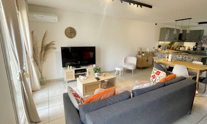 Serignan House | 2 Bedroom Private vacation home in SÃ©rignan