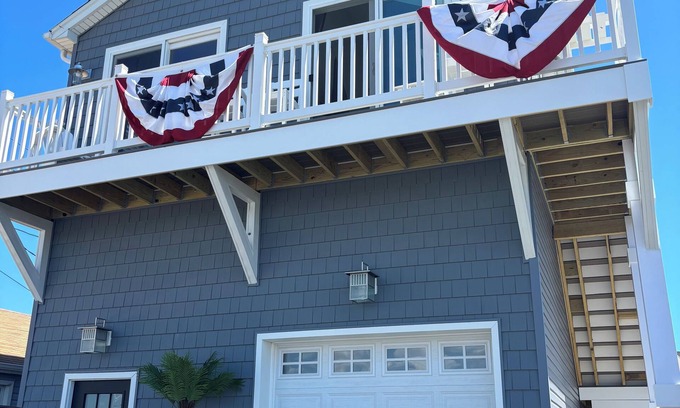 Point Pleasant Beach House | 2-bedroom house in charming Point Pleasant Beach with WiFi, AC