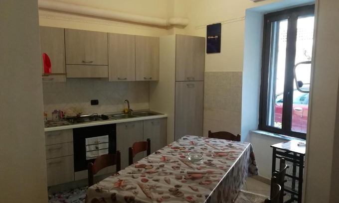 Le Castella Apartment | 2 bedrooms appartement at Le Castella 350 m away from the beach with wifi