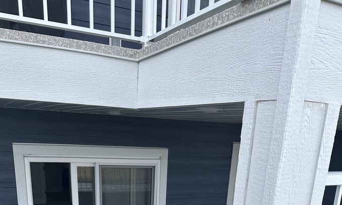 South Lethbridge House | 2 Bedrooms Cozy Green Field Gateway