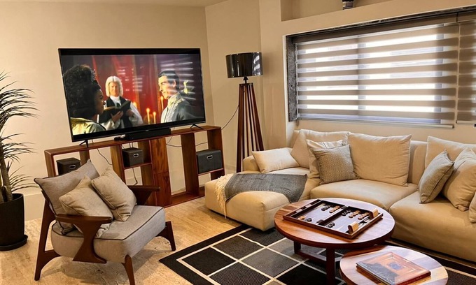 La Paz Apartment | 2 blocks from La Playa, new and beautiful apartment in the heart of La Paz