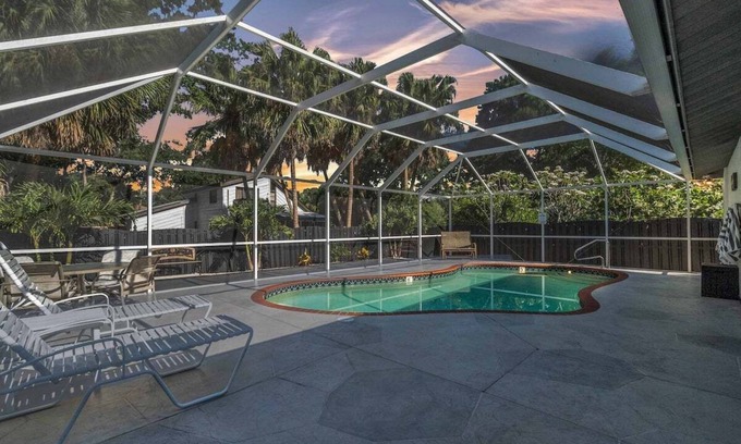Sarasota Springs House | 2 Blocks from Legacy Trl+Heated Pool&Pool Table