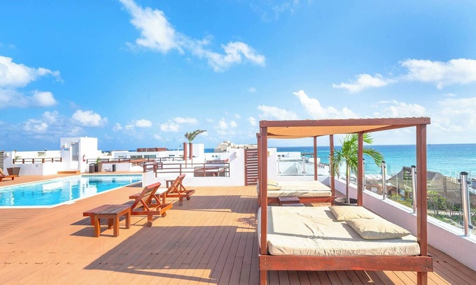Zazil-ha Condo | 2 BR Penthouse - Beachside - Casa del Mar