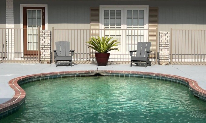 Highlands - Perkins Apartment | 2 br washer dryer Near LSU Tiger Stadium
