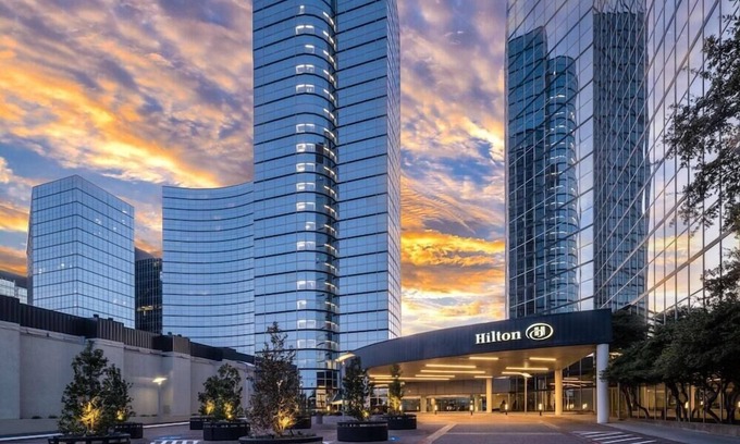 North Dallas House | 2 Connecting Suites at a 4⭐️ Hotel