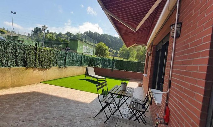 Castro Urdiales Apartment | 2-COSTA NORTE-2 Apartamento Jardín Garaje Piscina