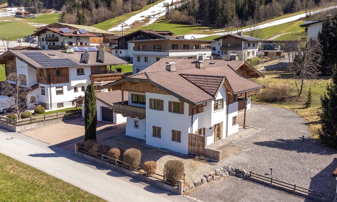 Westendorf Apartment | 2 Cosy apartments by the ski lift in Westendorf