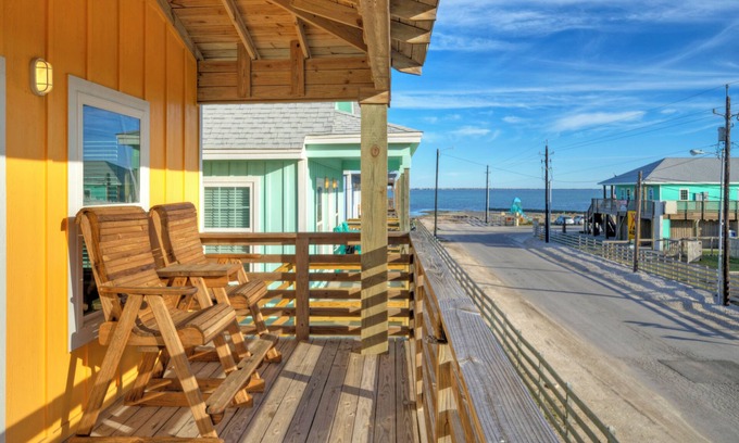 Flour Bluff House | 2 Homes, Sleeps 16, Shared Pool+Boat Dock | Laguna Village Serenity by AvantStay