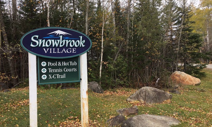 Carrabassett Valley Condo | 2-level, ski in/out 3-BR Snowbrook end unit at Sugarloaf - ideal for families!