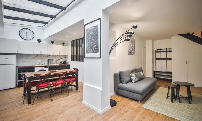 Porte-Saint-Martin Apartment | 2.Luxueux Duplex 6/8pers/Full Equipped/République