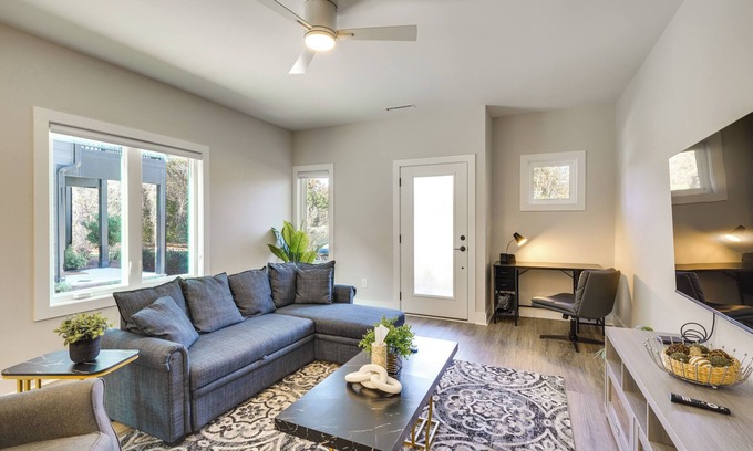 Durham House | 2 Mi to Duke University: Townhome in Durham!