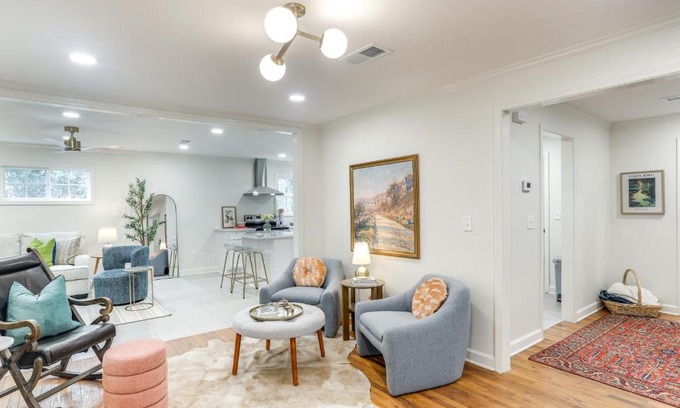 Oxford House | 2 Mi to Ole Miss Modern Home in Historic District