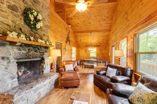Charter Hills House | 2 Mi to Skiing Blue Ridge Mtn Cabin with Hot Tub!