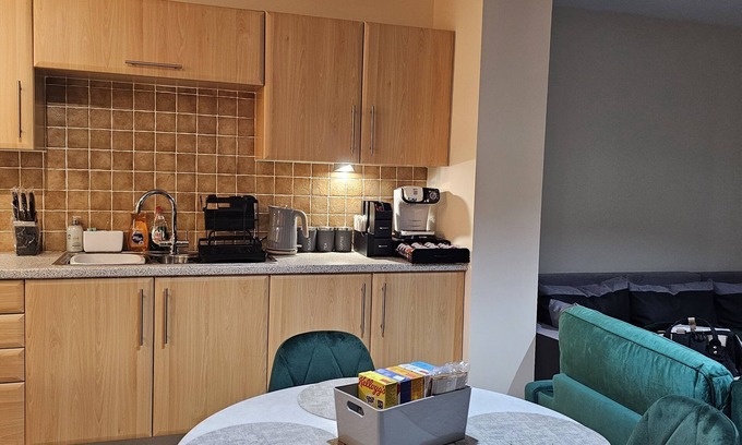 Manchester Apartment | 2 minutes walk away from Ethihad Stadium Apartment