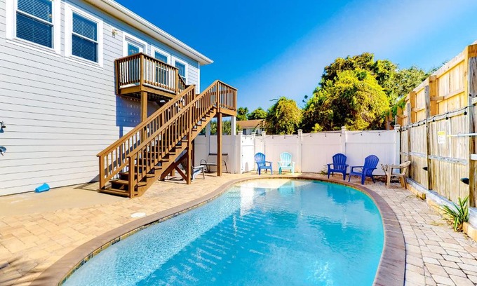 Laguna Beach Estates House | 2 Palms A
