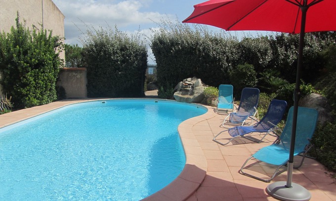 Porto-Vecchio Apartment | 2-person air-conditioned apartment 35 m2 pool, mountain and sea views.