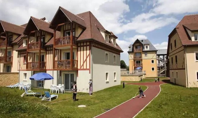 Saint-Arnoult Apartment | 2-room apartment 4 people - Budget