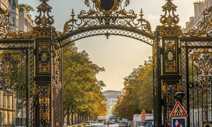 L'Europe Apartment | 2-room apartment 42m2 in the 8th arrondissement near Parc Monceau