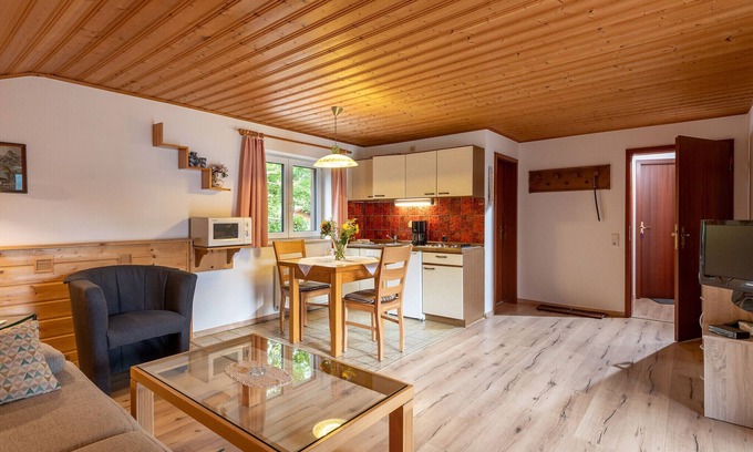 Oberaudorf Apartment | 2-room apartment 51 sqm, with separate bedroom and balcony