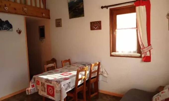 Aussois Apartment | 2 room apartment for 4 people in the center of the resort - 2 rooms for 4 people