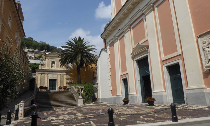 Moneglia Apartment | 2 room apartment in the historic center, 100 m from the beach