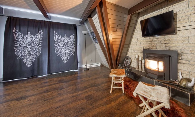 Ocean Shores Villa | 2-Story Viking Villa Near Beach