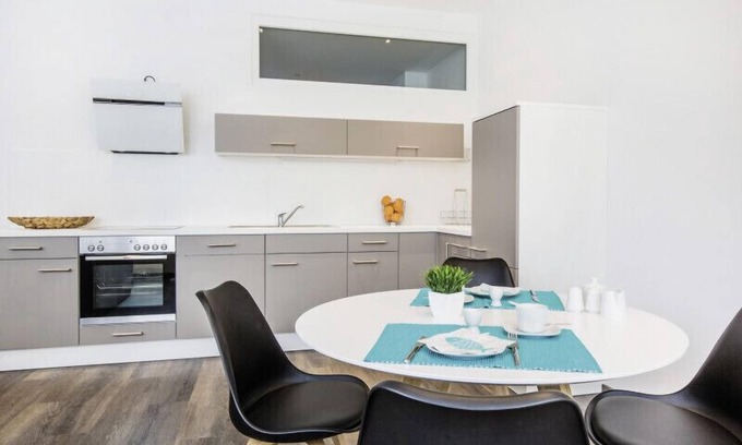 Albstadt Apartment | 2-Zimmer-Apartment, 65qm mit 1 Schlafzimmer für max. 2 Personen