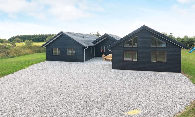 Sundstrup House | 20 person holiday home in Højslev