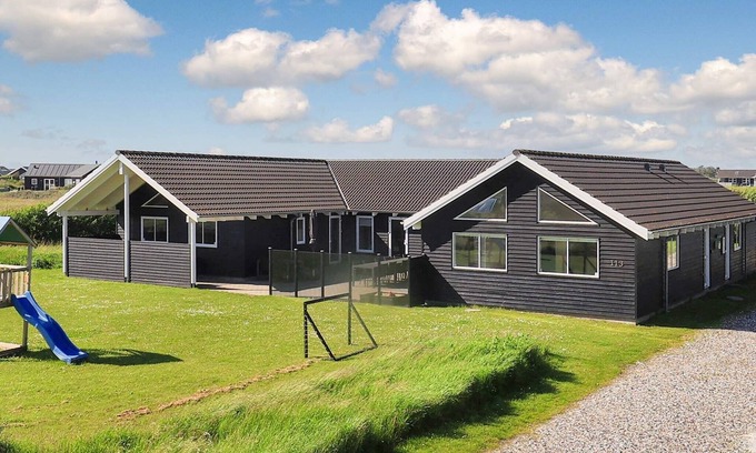 Nr. Lyngby House | 20 person holiday home in Løkken
