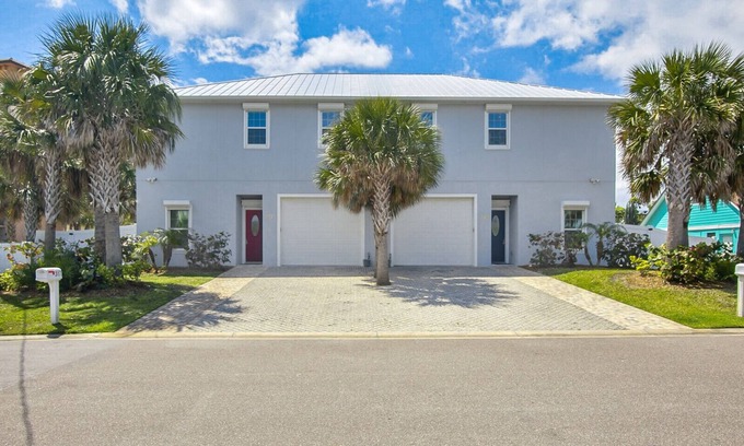 Winslow Reserve House | 200 Yards to Cocoa Beach! Sleeps 8 adults, 3 kids, Private Heated Pool