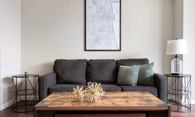 Near North Side Apartment | #2007 - Kasa Magnificent Mile Chicago