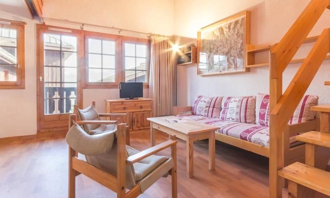 Montchavin Apartment | 200m from ski slopes, 3rd floor, balcony, tv, ski locker, 60m², Montchavin La Plagne
