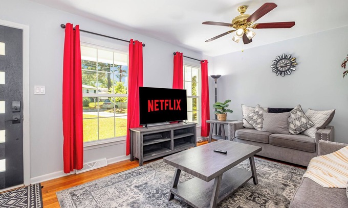 Durham House | ★2024 MODERN NEWLY RANOVATED⭑4BR⭑NEAR RTP & RDU