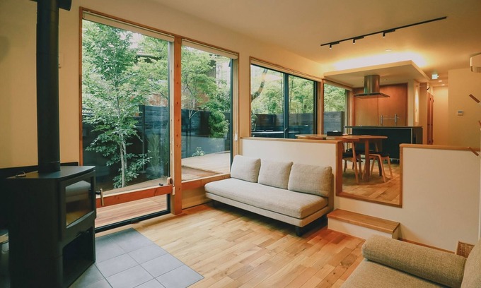 Kirizumi Onsen House | 2024 New OpenTOKI wood burning stove private garden kitchen foot bath /Kitasaku-gun Nagano