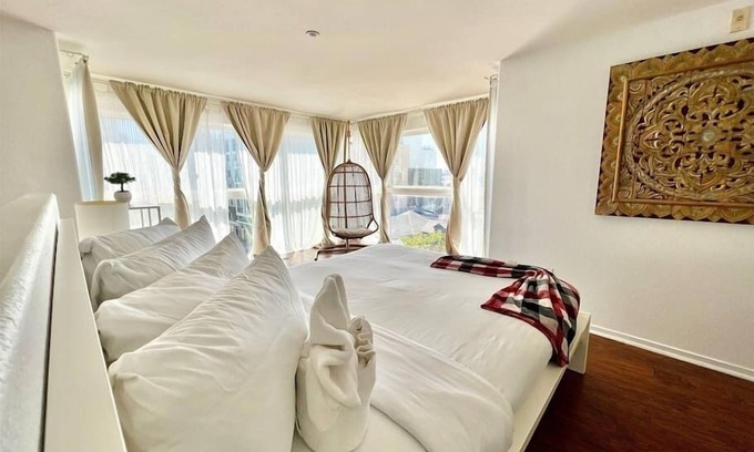 Downtown San Diego House | 203 Incredible Loft with Stunning View of Little Italy