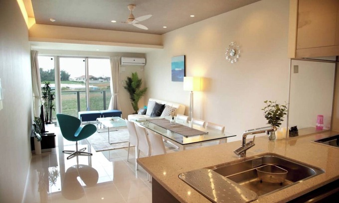 Maeda Apartment | 206 Cool taste interior of blue and glass Plea - 206/Kunigami-gun Okinawa